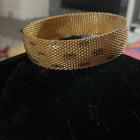 Vintage Elegant Gold Mesh Bracelet - Picture 1 of 5